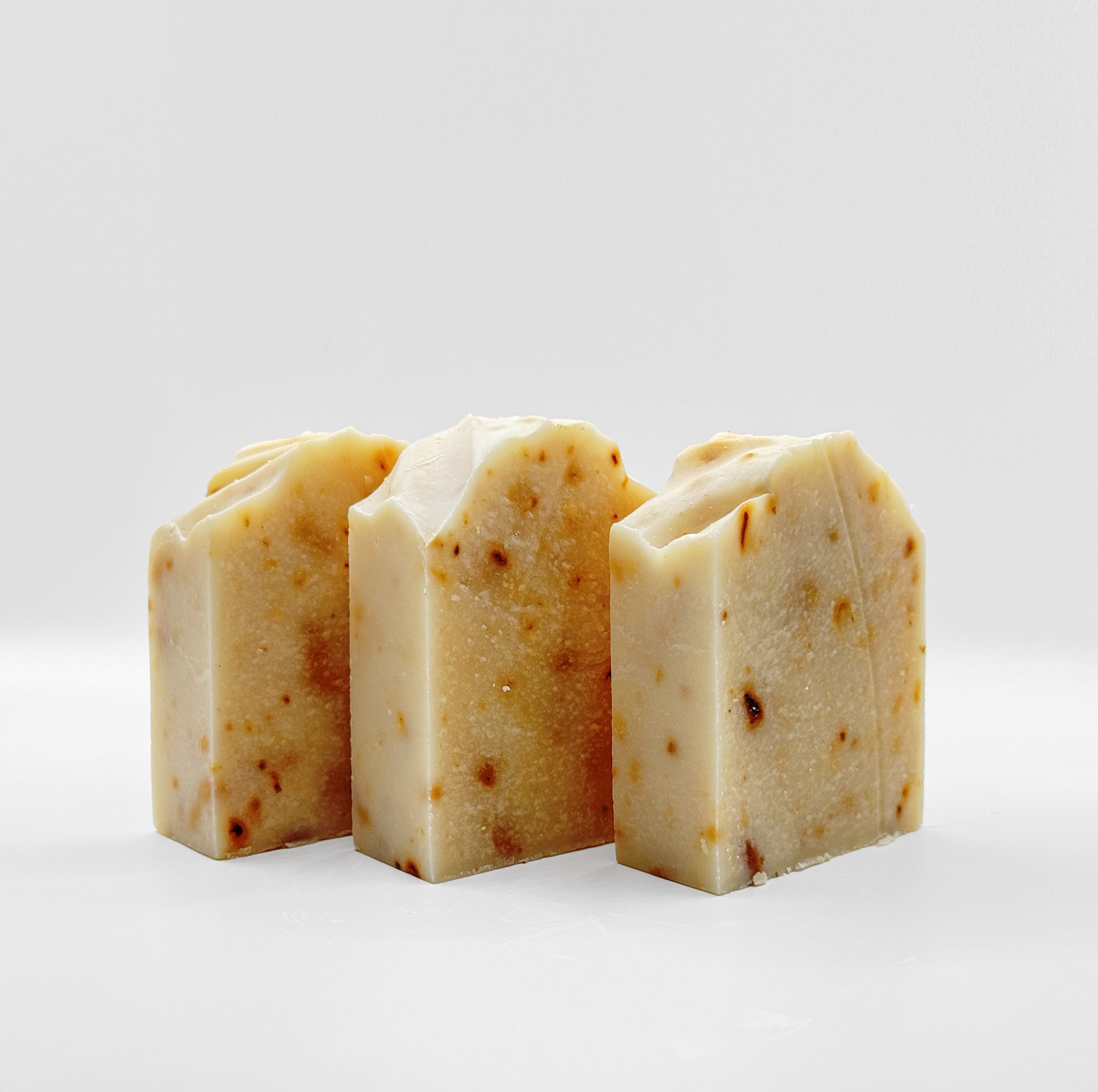 Blush Berry Handmade Soap: Hydrating & Brightening